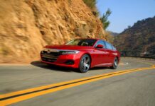 Honda Accord Sport Híbrido del 2023, un sedán con una apariencia elegante y deportiva