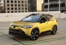 Corolla Cross Híbrido del 2024, afinado para una conducción tranquila